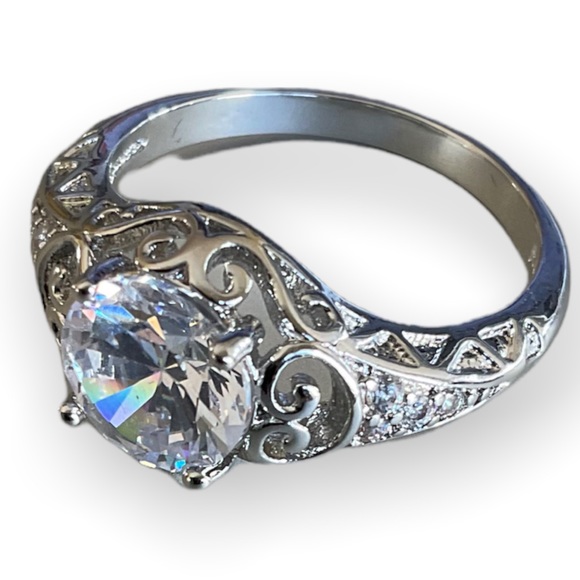 Jewelry - 925 Sterling Silver  Cubic Zirconia Jeweled Ring